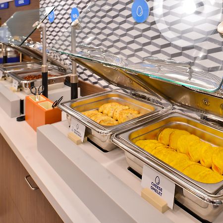 Holiday Inn Express Hotel & Suites Bismarck By Ihg Zewnętrze zdjęcie