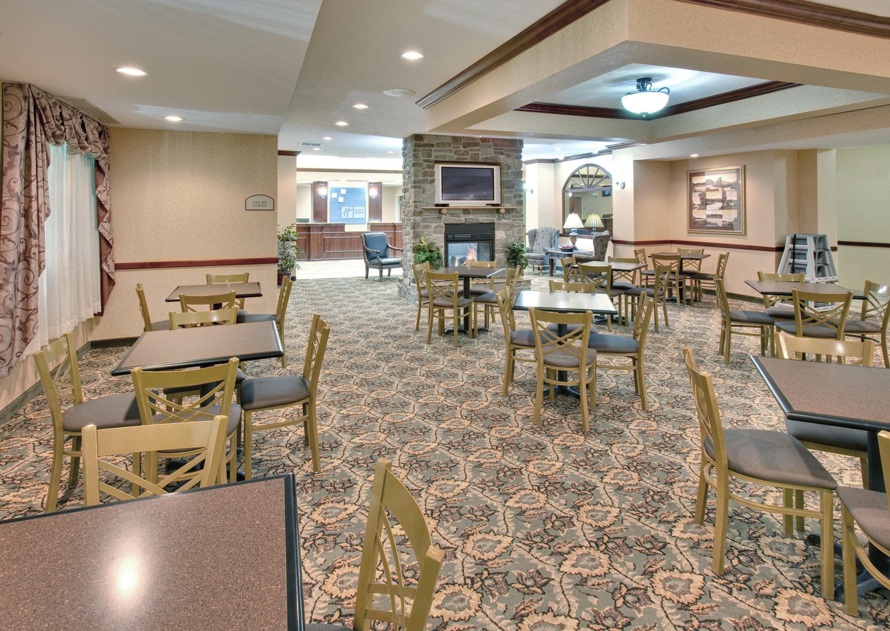 Holiday Inn Express Hotel & Suites Bismarck By Ihg Zewnętrze zdjęcie